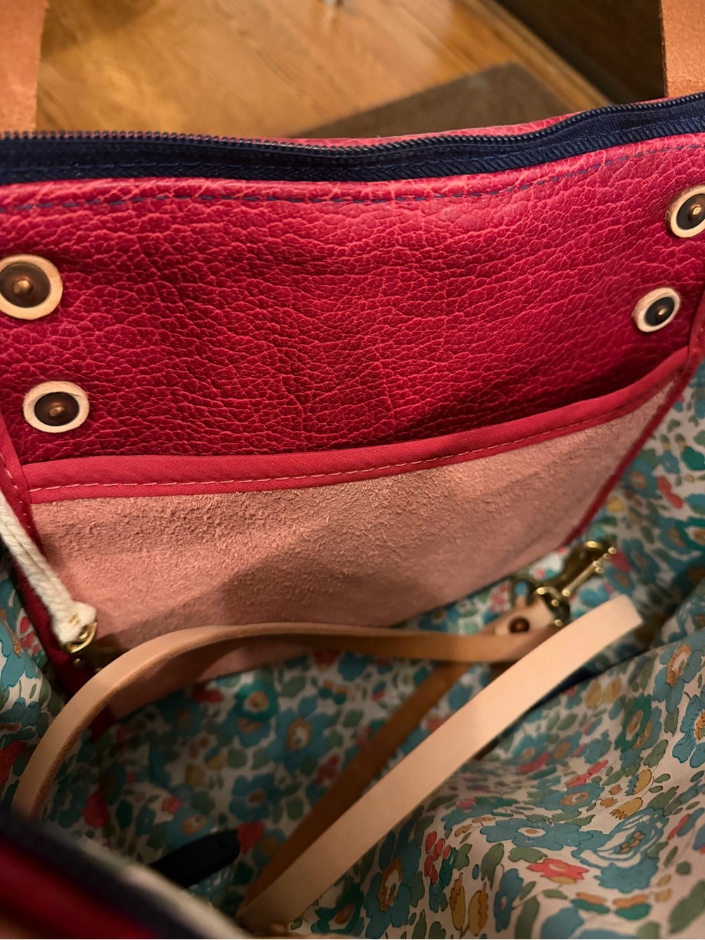 Meanwhile Back on the Farm Limited Edition Raspberry Buffalo Leather Handtote - Picture 6 of 10